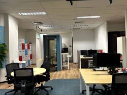 Zhongshan Mall (D12), Office #596365051